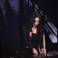 夜不寂寞：酒吧夜店舞曲點燃狂歡！