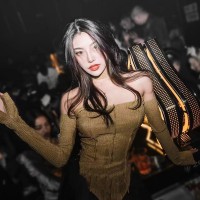 DJ歌曲串燒：勁爆舞曲，讓你燃燒舞臺(tái)!